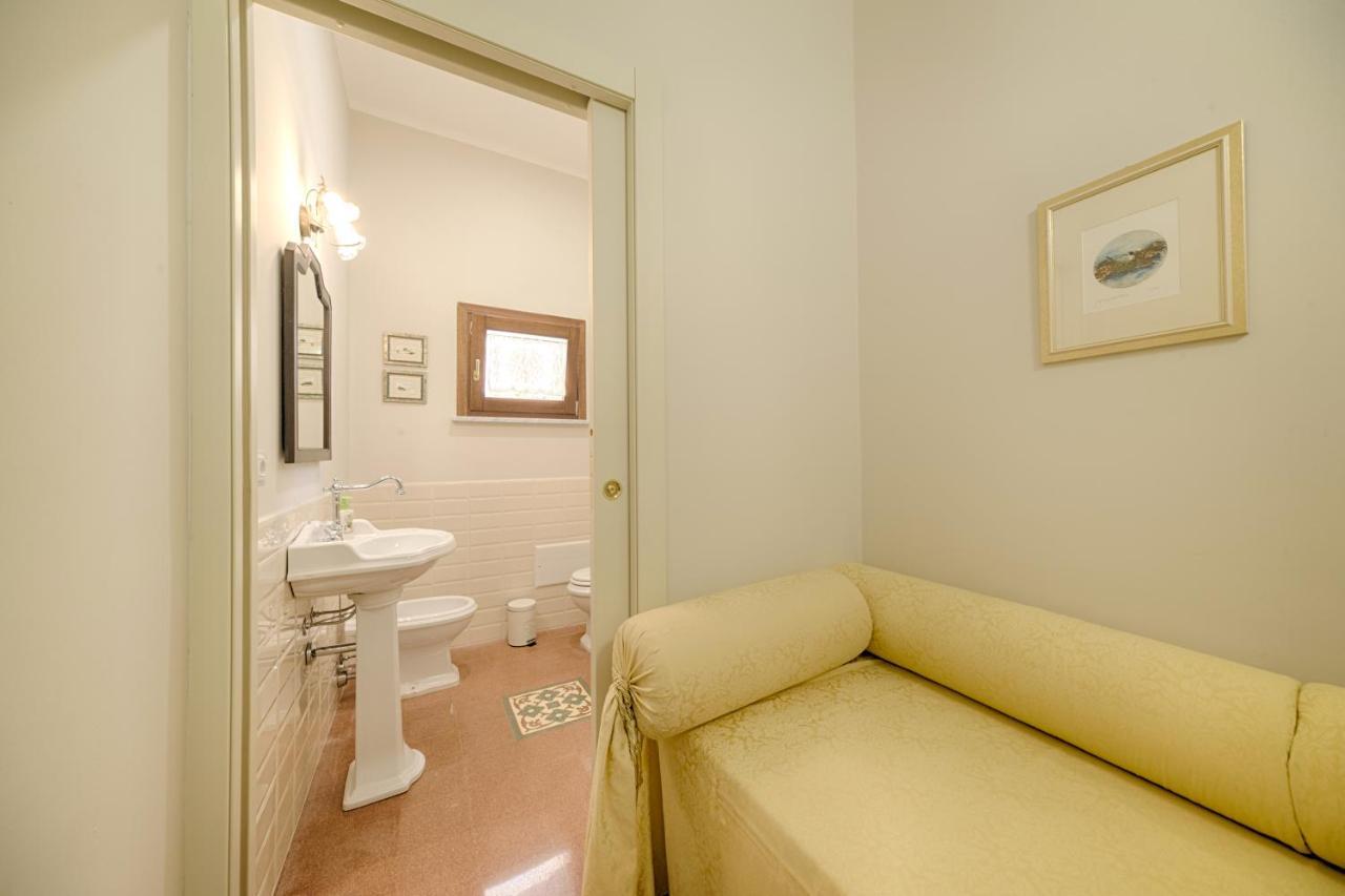 B&B A Casa Di Teresa Olbia Buitenkant foto